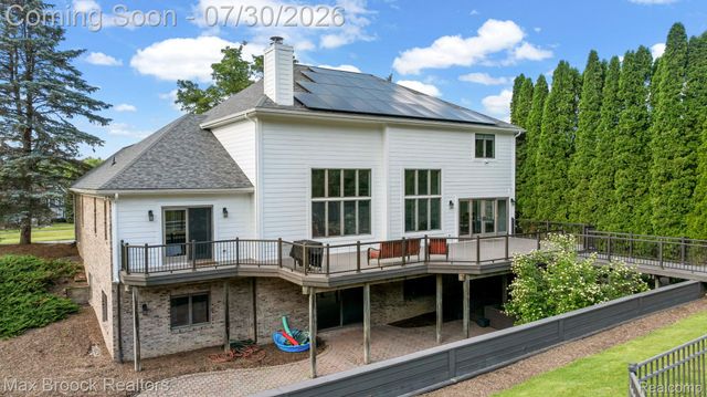 6827 Strawberry Lane, Independence Charter Township, MI 48348