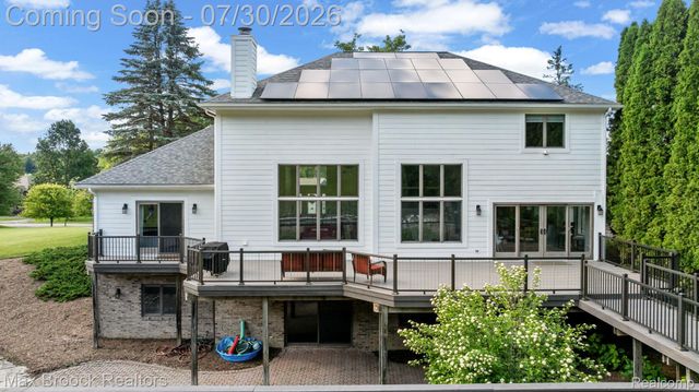 6827 Strawberry Lane, Independence Charter Township, MI 48348