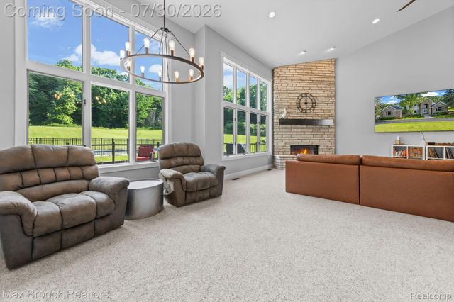 6827 Strawberry Lane, Independence Charter Township, MI 48348