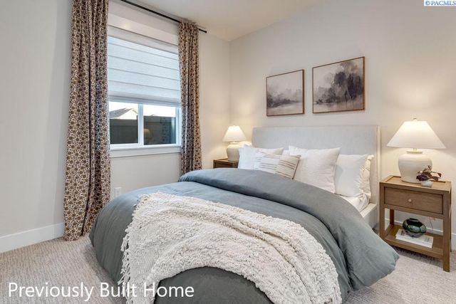 5708 Flathead Ave., Pasco, WA 99301