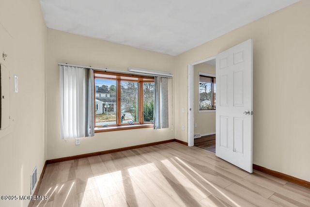 1841 2nd Avenue, Toms River, NJ 08757