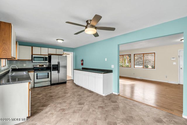 1841 2nd Avenue, Toms River, NJ 08757