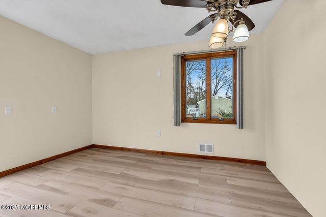 1841 2nd Avenue, Toms River, NJ 08757