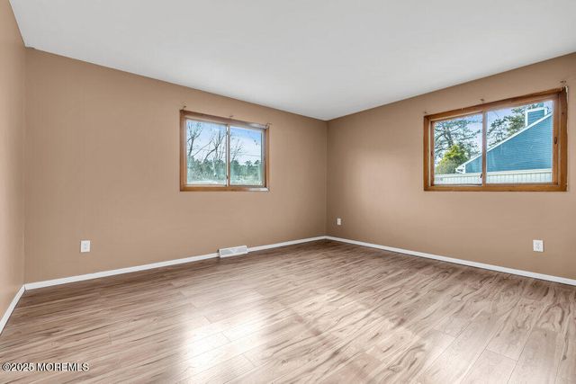 1841 2nd Avenue, Toms River, NJ 08757