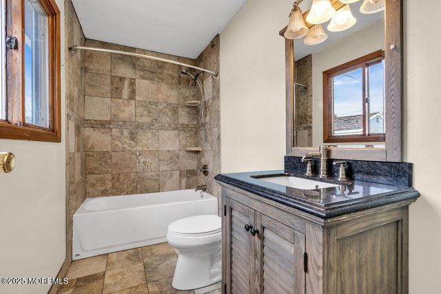 1841 2nd Avenue, Toms River, NJ 08757