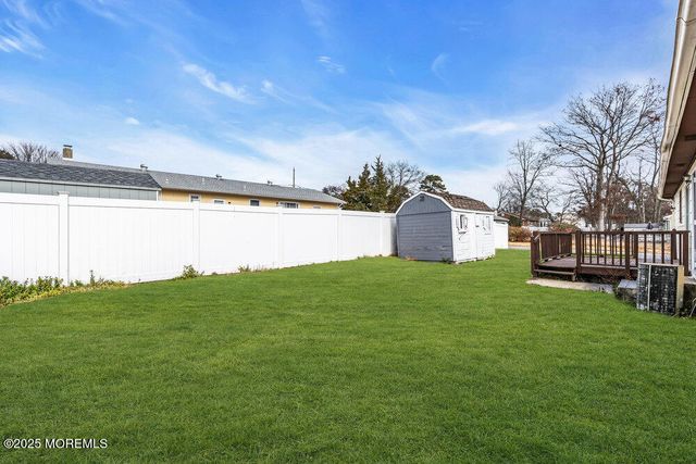 1841 2nd Avenue, Toms River, NJ 08757