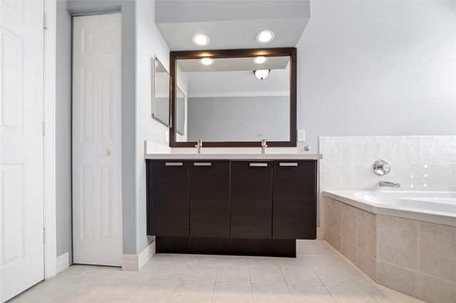 4916 SW 38th Way, Hollywood, FL 33312