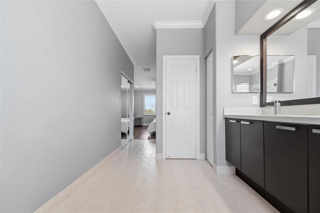 4916 SW 38th Way, Hollywood, FL 33312