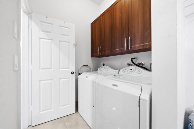 4916 SW 38th Way, Hollywood, FL 33312