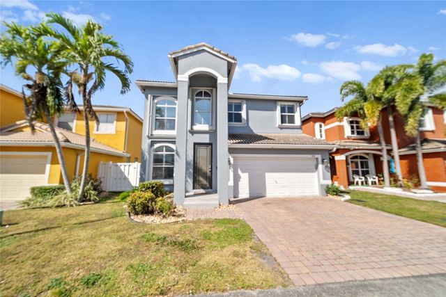 4916 SW 38th Way, Hollywood, FL 33312