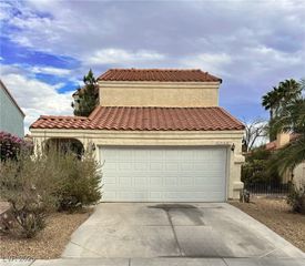 3909 Rhine Way, Las Vegas, NV 89108