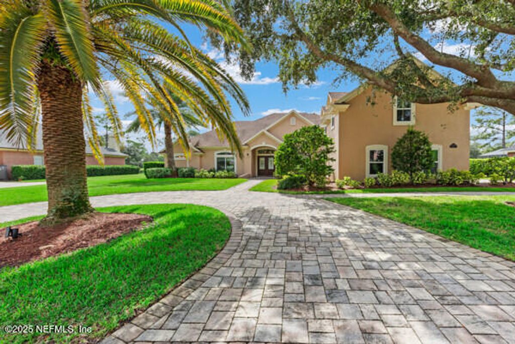 12538 TURNBERRY Drive, Jacksonville, FL 32225