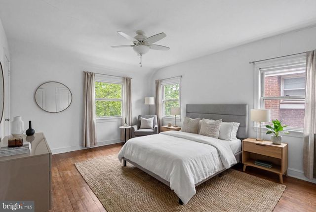 1711 GIRARD ST NE, Washington, DC 20018