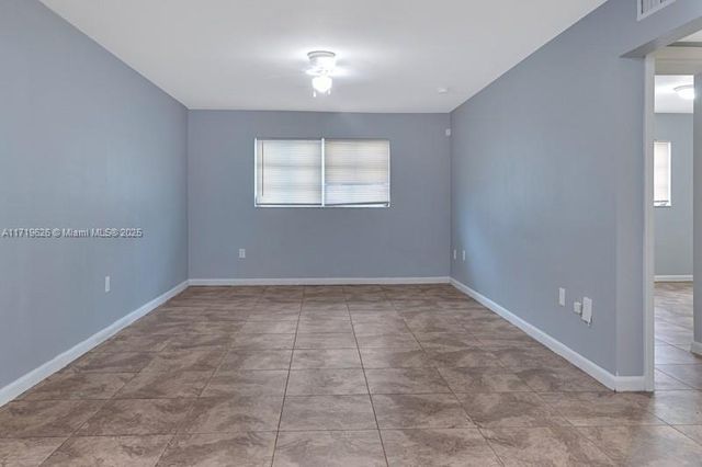 12890 NE 8th Ave 103, North Miami, FL 33161