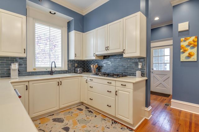 1544 VINTON AVE, Memphis, TN 38104