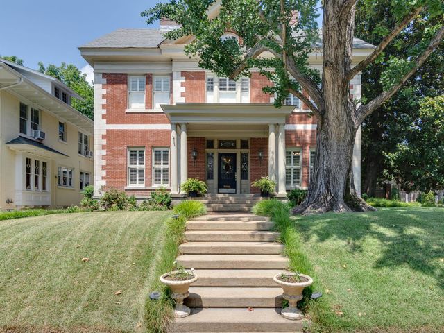 1544 VINTON AVE, Memphis, TN 38104