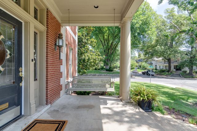 1544 VINTON AVE, Memphis, TN 38104