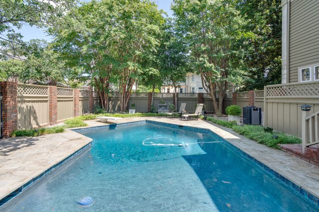 1544 VINTON AVE, Memphis, TN 38104