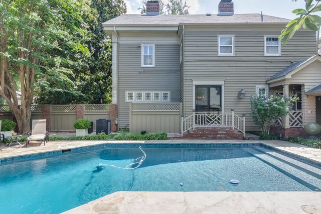 1544 VINTON AVE, Memphis, TN 38104