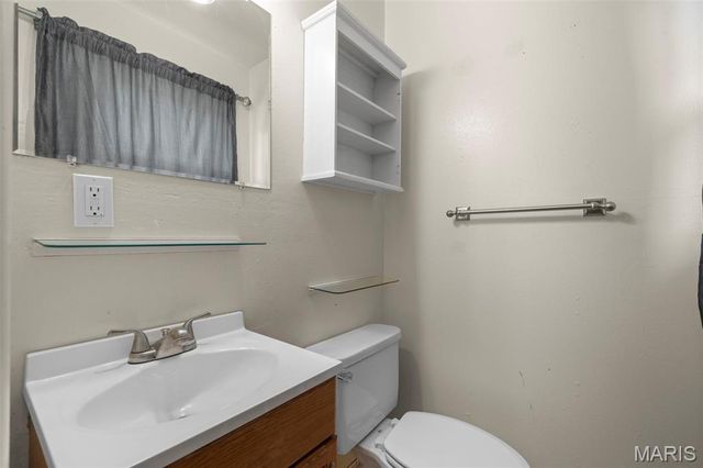810 Carmelita Lane, Florissant, MO 63031