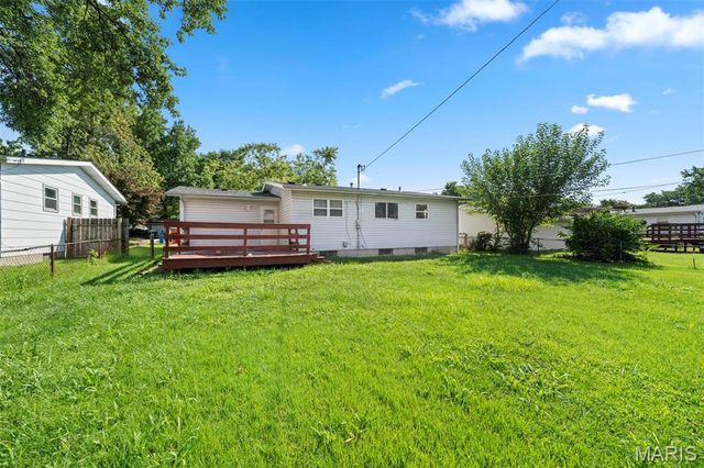 810 Carmelita Lane, Florissant, MO 63031