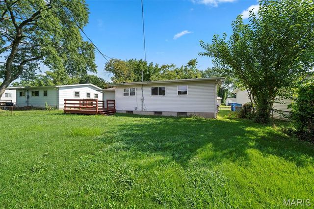 810 Carmelita Lane, Florissant, MO 63031