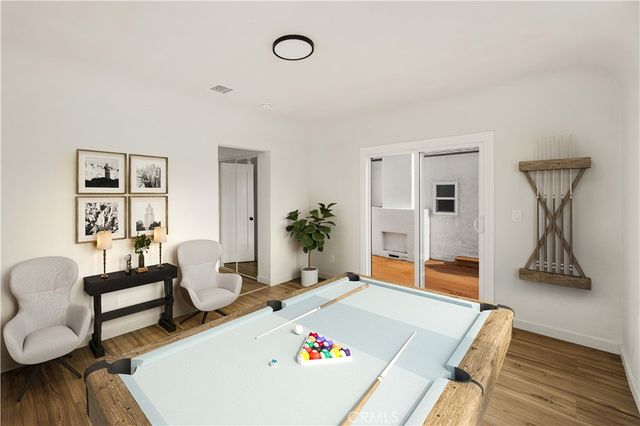 621 S Burris, Compton, CA 90221