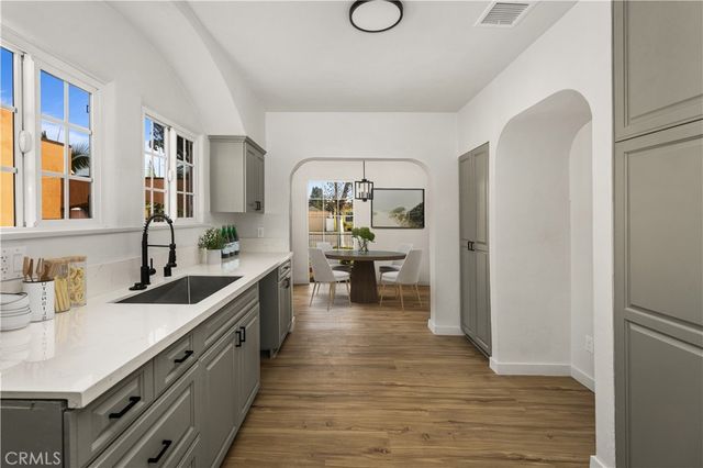 621 S Burris, Compton, CA 90221