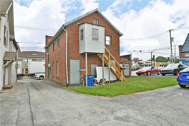 12 - 14 N Main Street, Hubbard, OH 44425