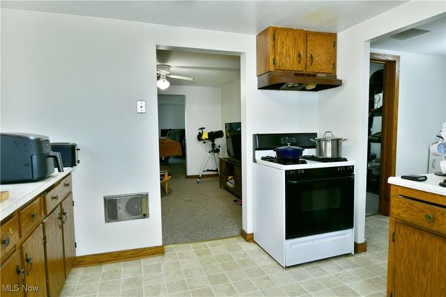 12 - 14 N Main Street, Hubbard, OH 44425