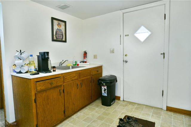 12 - 14 N Main Street, Hubbard, OH 44425