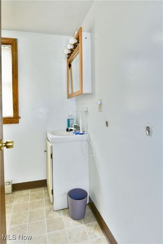 12 - 14 N Main Street, Hubbard, OH 44425