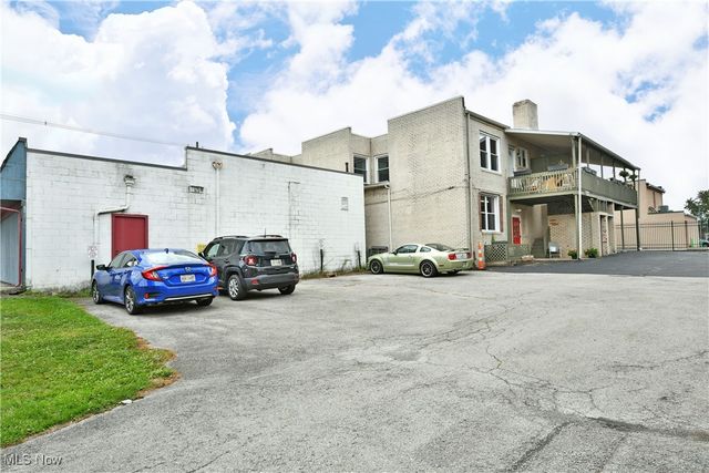 12 - 14 N Main Street, Hubbard, OH 44425