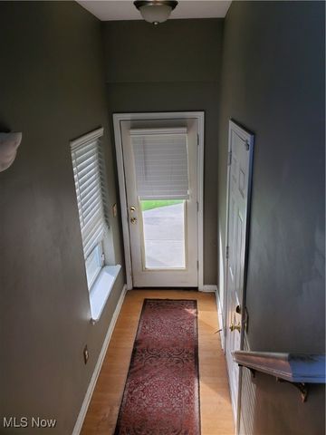 17633 Wildwood Lane 311, Cleveland, OH 44119