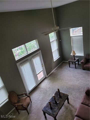 17633 Wildwood Lane 311, Cleveland, OH 44119