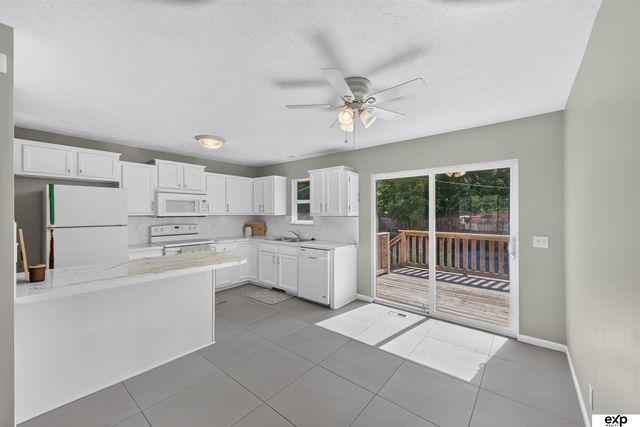 6519 S 32 Street, Omaha, NE 68107