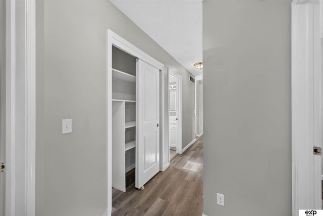6519 S 32 Street, Omaha, NE 68107