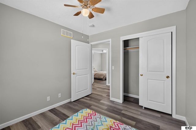 6519 S 32 Street, Omaha, NE 68107