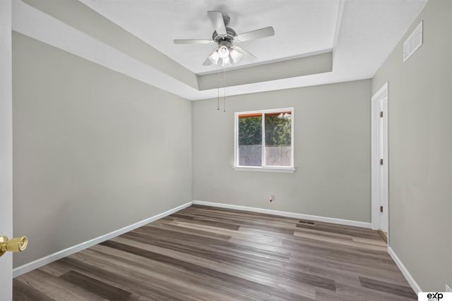 6519 S 32 Street, Omaha, NE 68107