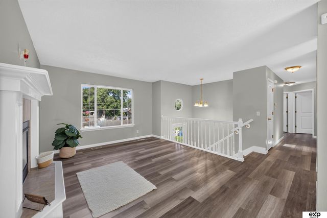 6519 S 32 Street, Omaha, NE 68107