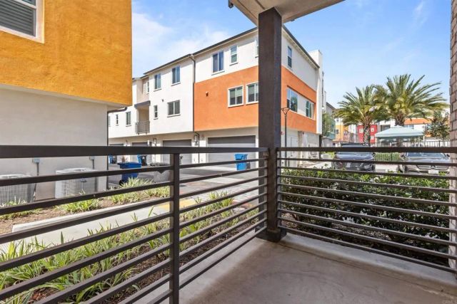 1856 Focus Dr, Chula Vista, CA 91915