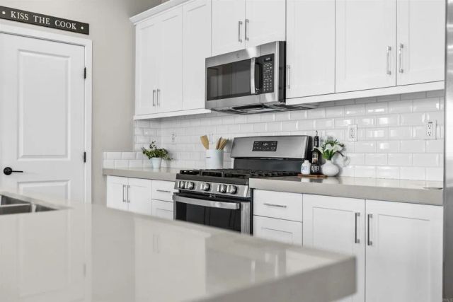 1856 Focus Dr, Chula Vista, CA 91915