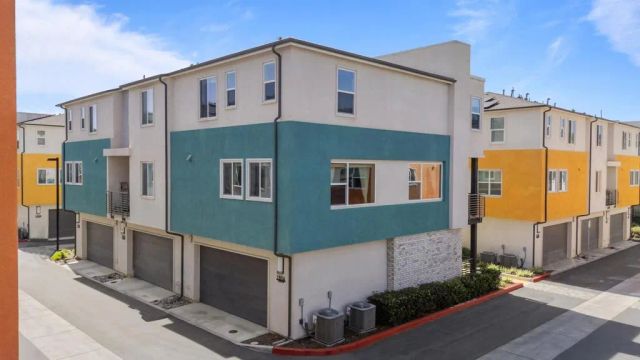 1856 Focus Dr, Chula Vista, CA 91915