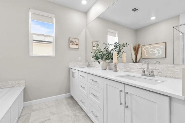 1856 Focus Dr, Chula Vista, CA 91915