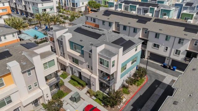 1856 Focus Dr, Chula Vista, CA 91915