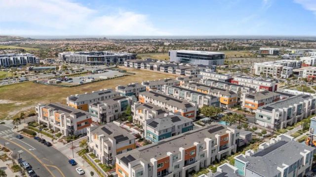 1856 Focus Dr, Chula Vista, CA 91915