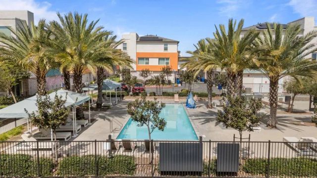 1856 Focus Dr, Chula Vista, CA 91915