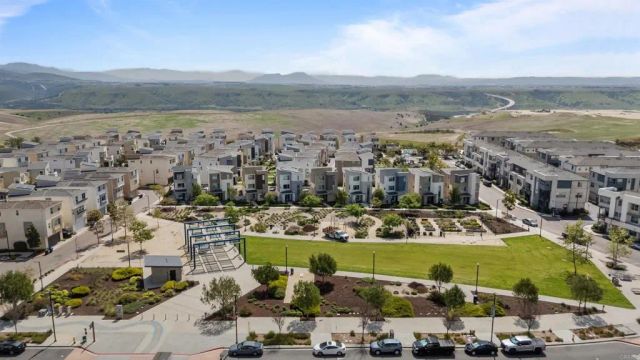 1856 Focus Dr, Chula Vista, CA 91915