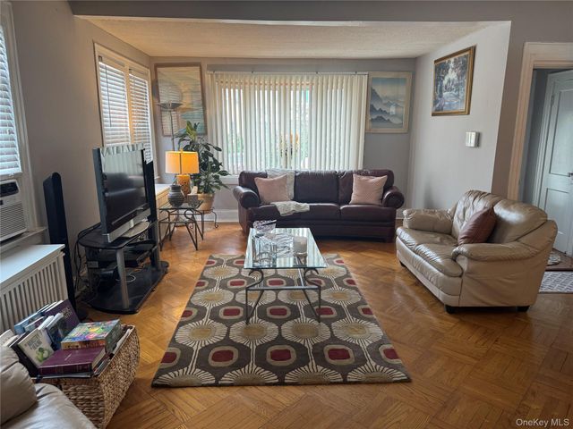23220 Mentone Avenue, Laurelton, NY 11413