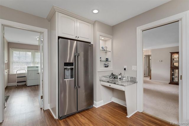 24800 N Cromwell Drive, Franklin, MI 48025
